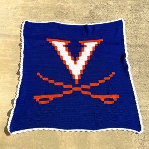 UNIVERSITY OF VIRGINIA VINTAGE BLANKET 🟠🔵⚔️